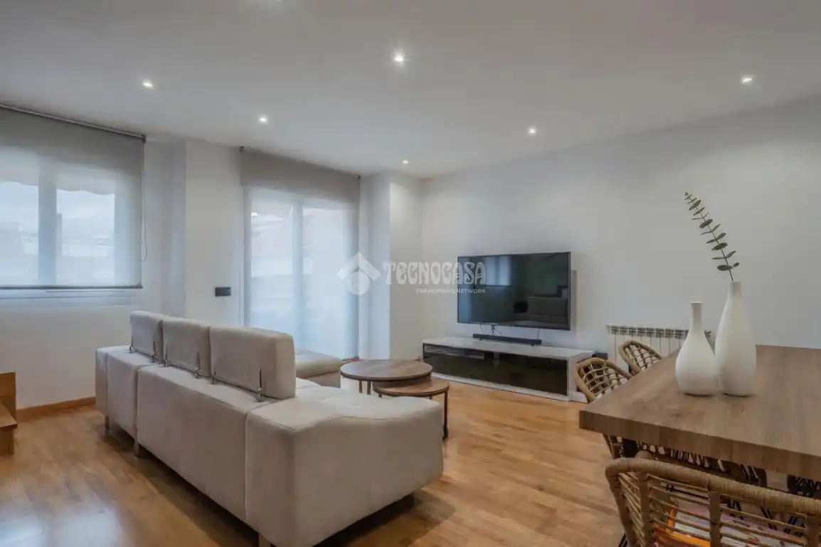 Sala d'estar de Pis en venda en Arroyomolinos (Madrid) amb Aire condicionat, Calefacció i Terrassa