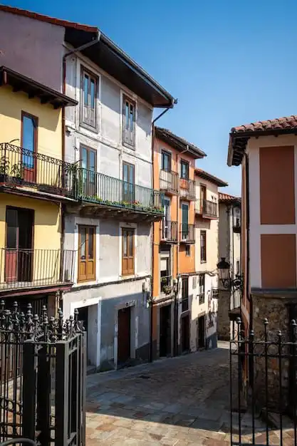 Terrassa de Casa adosada en venda en Laredo amb Calefacció, Jardí privat i Terrassa