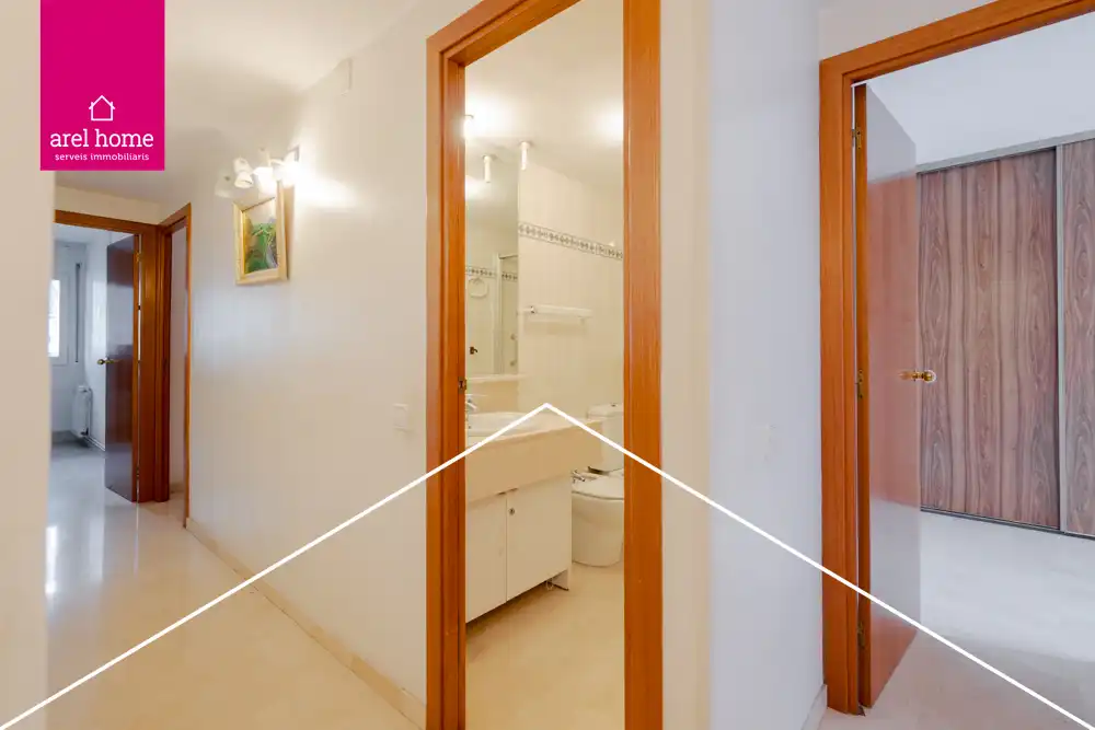 Piso en venta en Esplugues de Llobregat con Aire acondicionado, Calefacción y Terraza