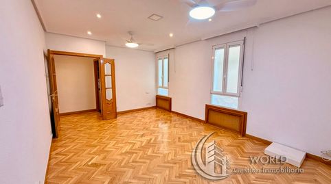 Photo 2 of Flat for sale in Calle de Sagasta, Justicia - Chueca, Madrid Capital