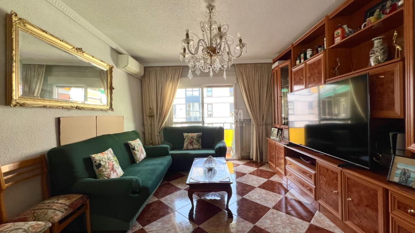 Exterior view of Flat for sale in  Madrid Capital  with Air Conditioner, Heating and Terrace