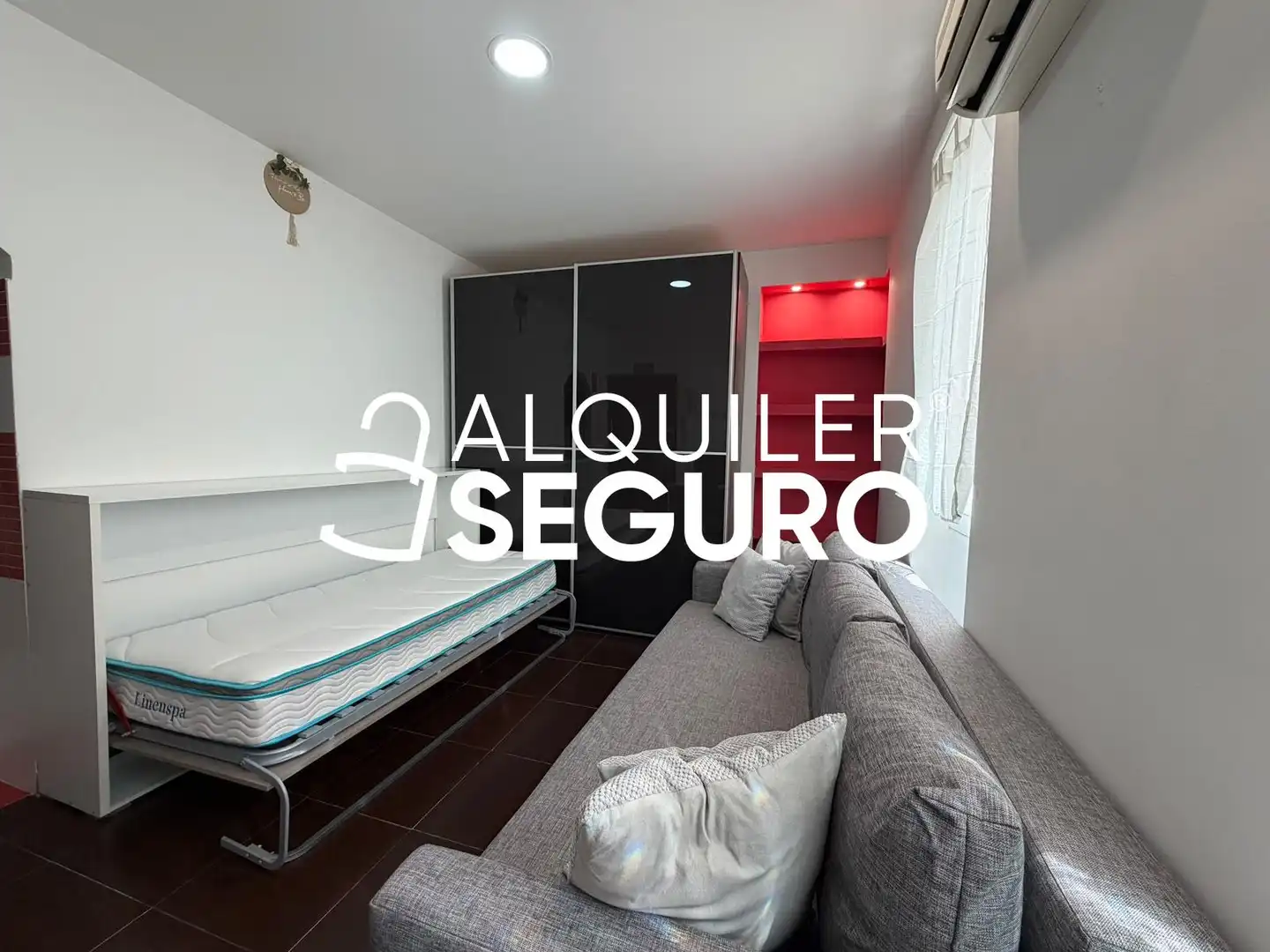 Habitación de Estudio de alquiler en Madrid con Aire acondicionado y Amueblado