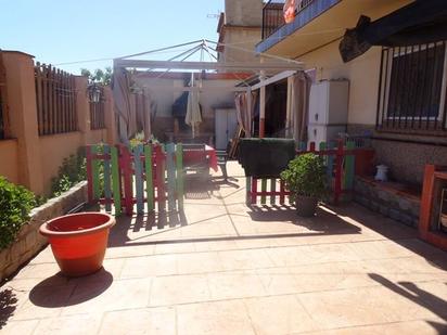 Terrassa de Casa o xalet en venda en Sant Vicenç Dels Horts amb Aire condicionat, Calefacció i Jardí privat