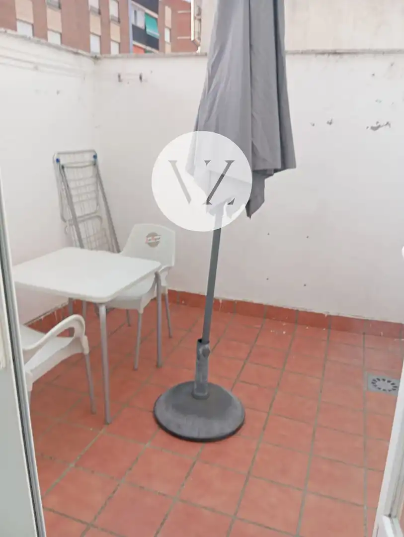Jardí de Apartament de lloguer en Salamanca amb Calefacció, Terrassa i Moblat