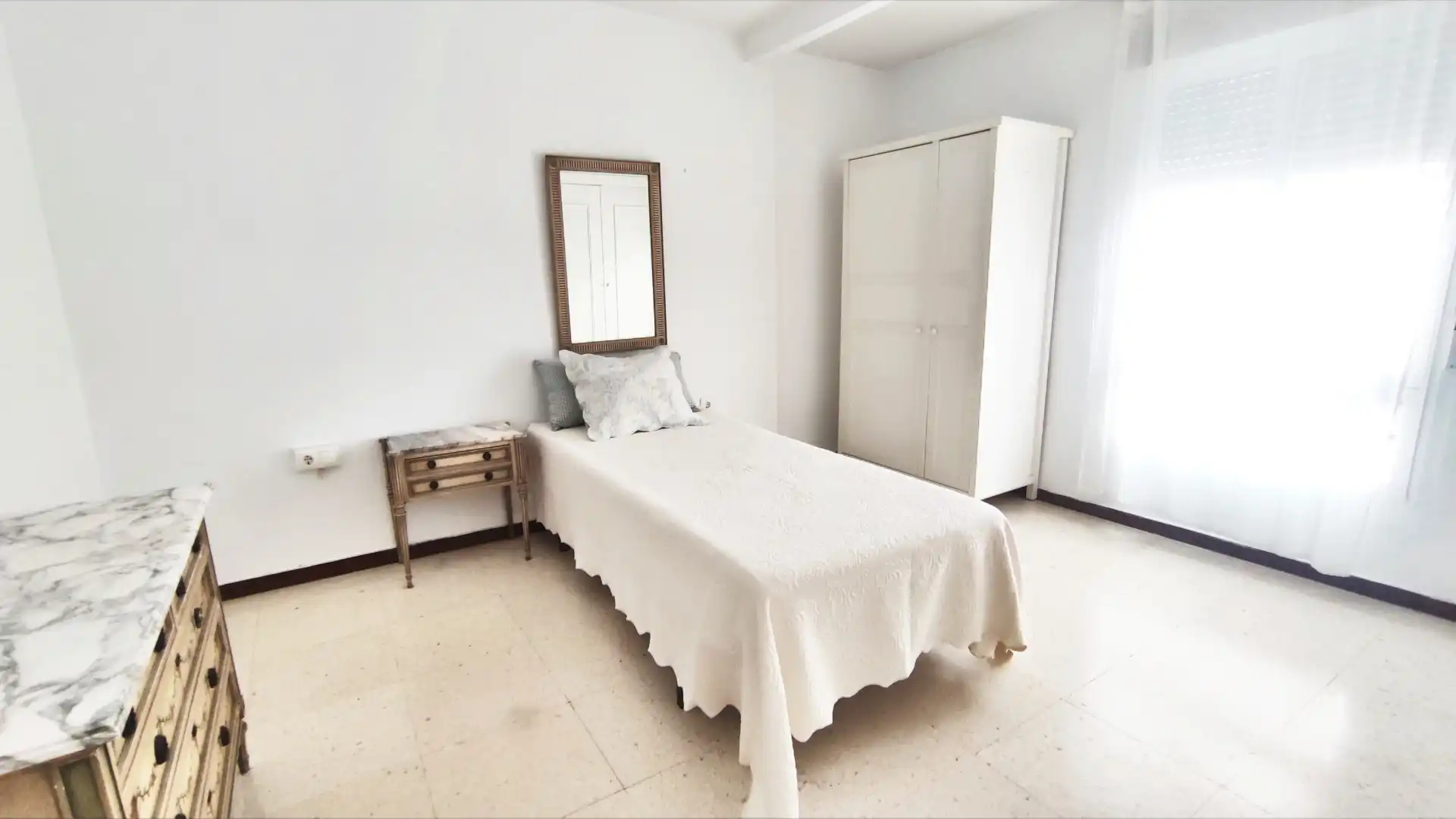 Apartamento con terraza en venta en Marbella Centro, imagen 4