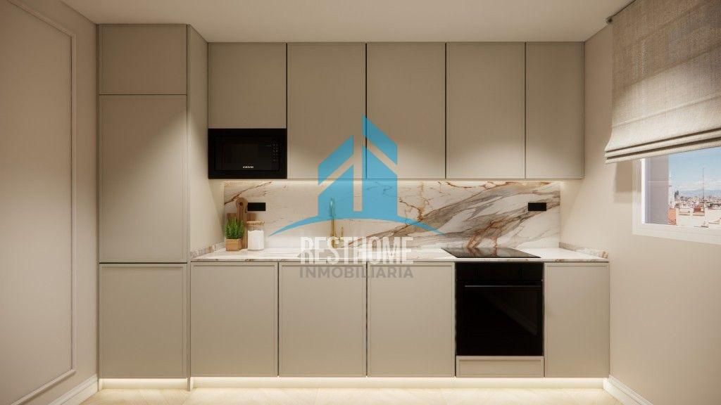 Cuina de Apartament en venda en  Valencia Capital amb Aire condicionat i Moblat