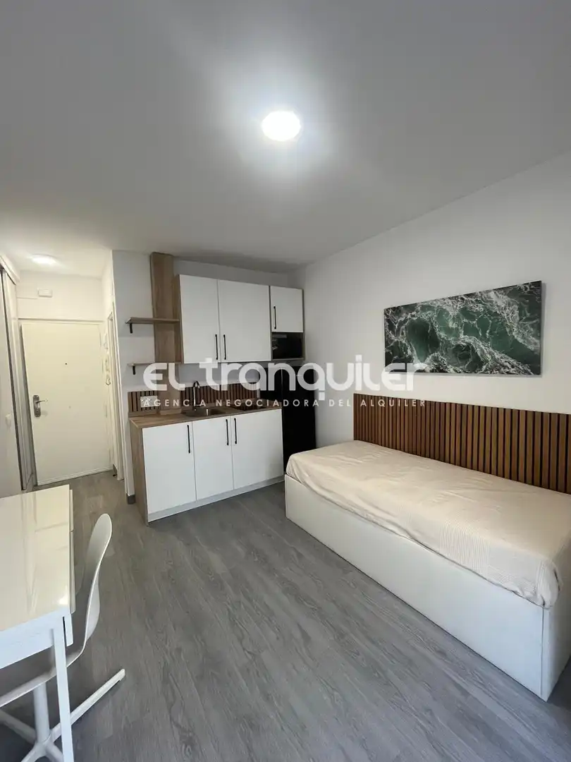 Study for rent in Calle Alonso del Barco, Palos de Moguer