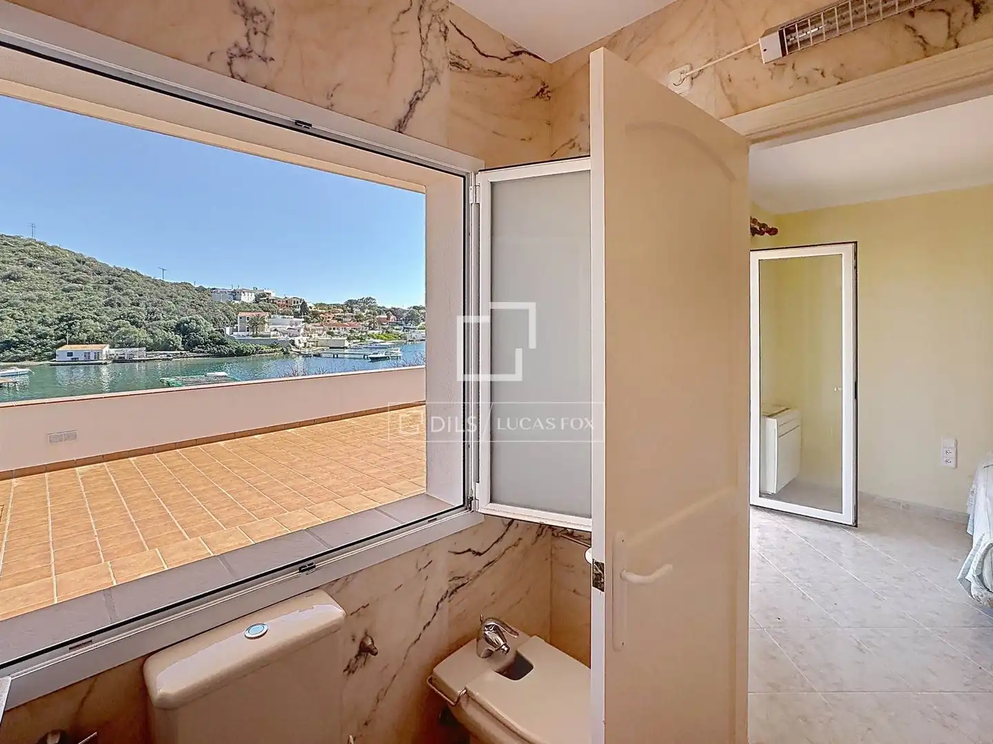 Bany de Casa o xalet en venda en Maó - Mahón amb Aire condicionat, Jardí privat i Terrassa