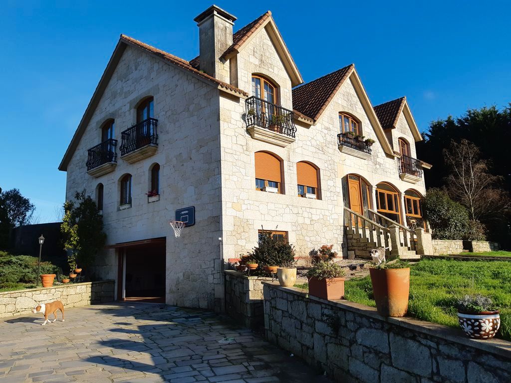 Exterior view of House or chalet for sale in Ribeira  with Heating, Private garden and Storage room