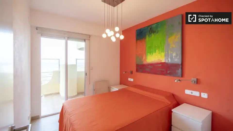 Habitación de Piso de alquiler en Valencia con Aire acondicionado, Calefacción y Amueblado