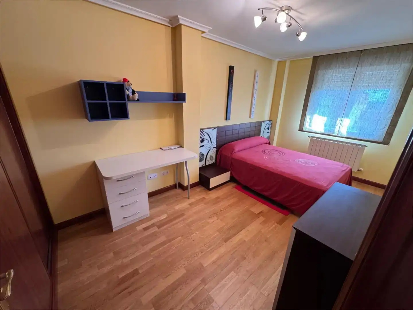 Habitación de Casa o chalet en venta en Santa María del Páramo con Balcón