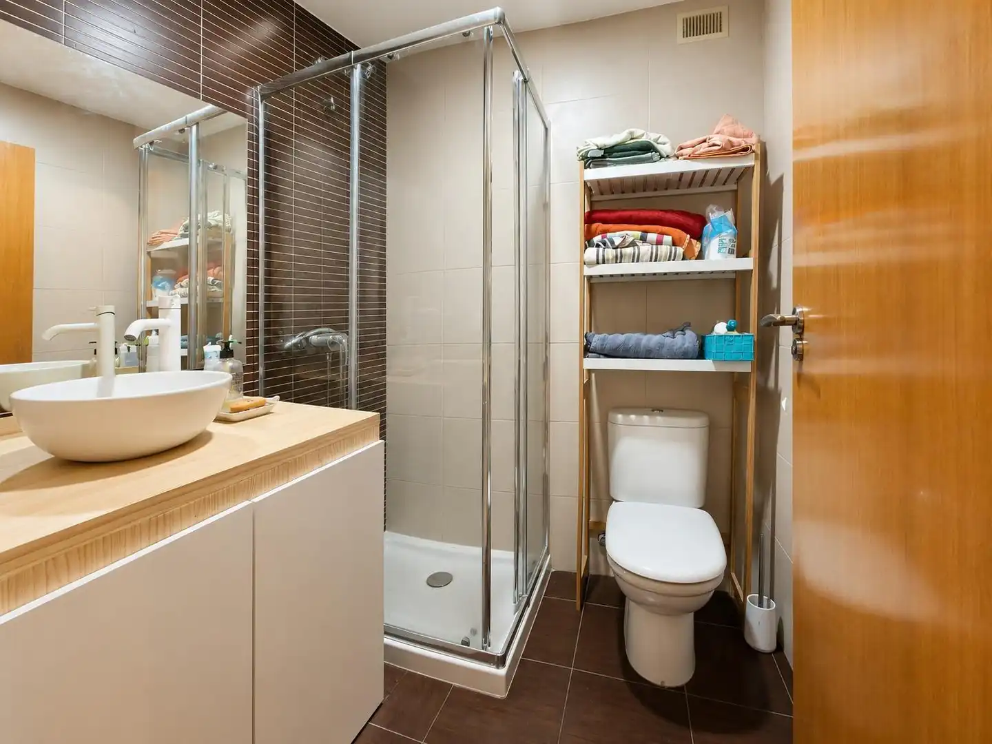 Baño de Ático en venta en Castellón de la Plana / Castelló de la Plana con Terraza, Amueblado y Balcón