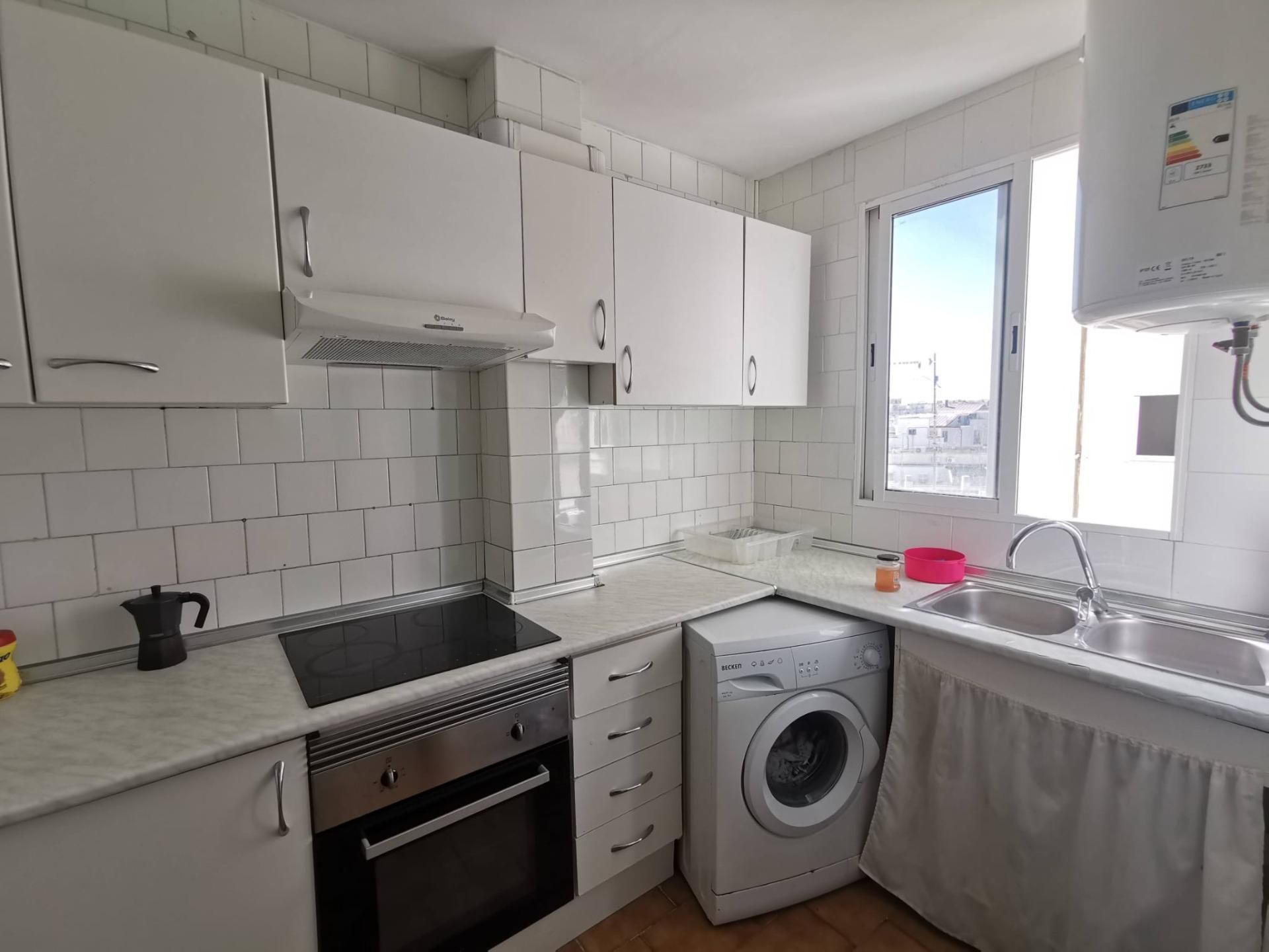 Kitchen of Flat for sale in  Valencia Capital