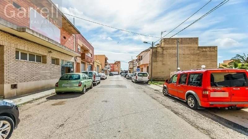 Single-family semi-detached for sale in CL ROQUETES 
 DELTEBRE (TARRAGONA), Deltebre