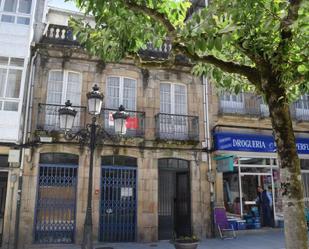 Vista exterior de Casa adosada en venda en A Estrada  amb Jardí privat, Terrassa i Balcó