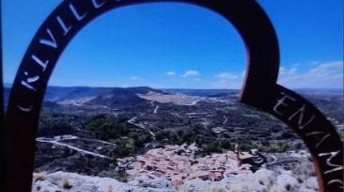 Foto 2 de Finca rústica en venta en Crivillén, Teruel