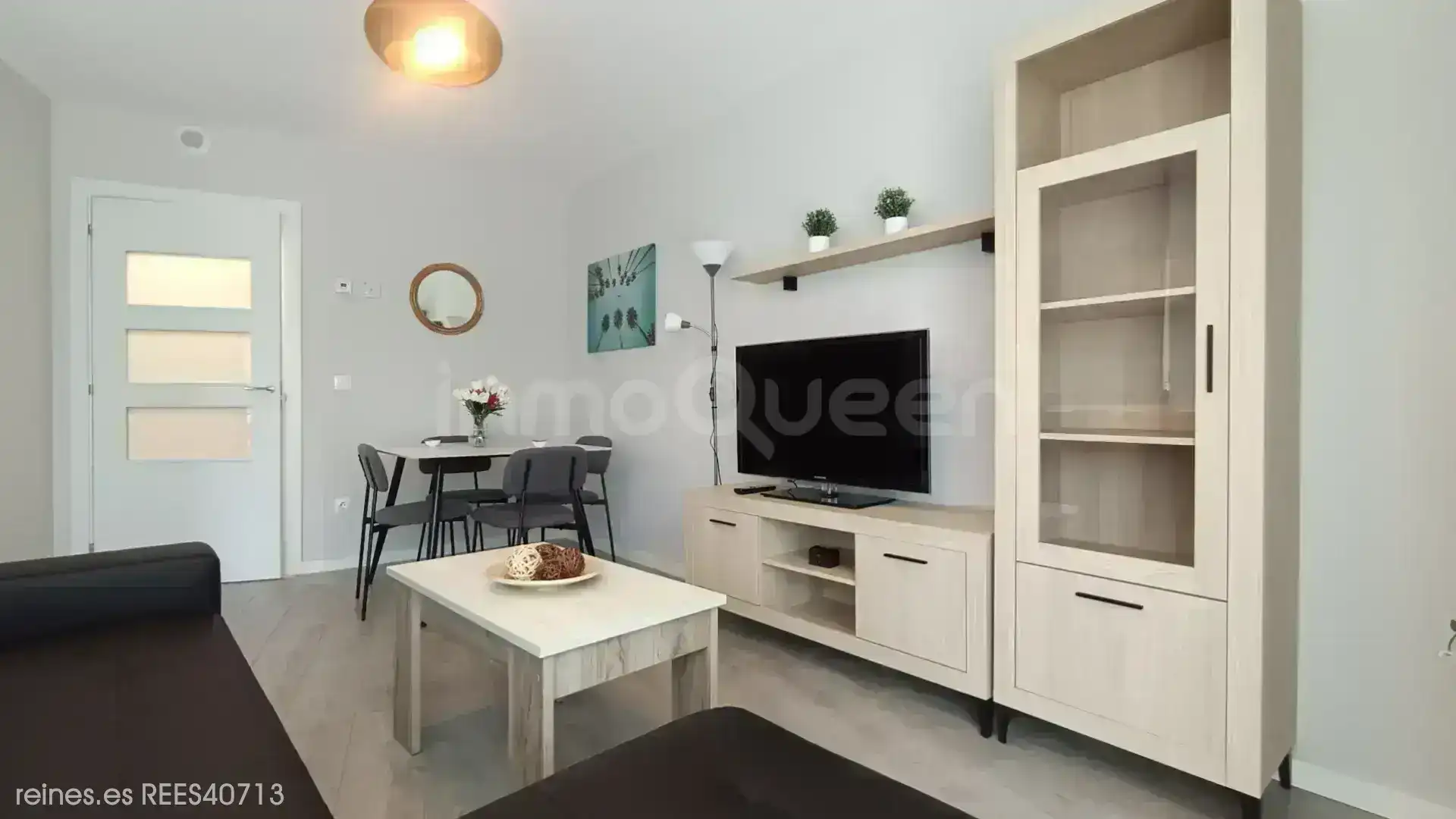 Sala de estar de Piso de alquiler en Oviedo  con Calefacción, Terraza y Amueblado