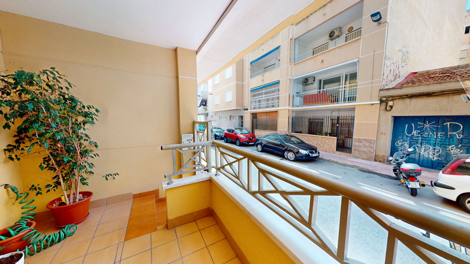 Exterior view of Flat for sale in Torrevieja  with Heating, Furnished and Oven