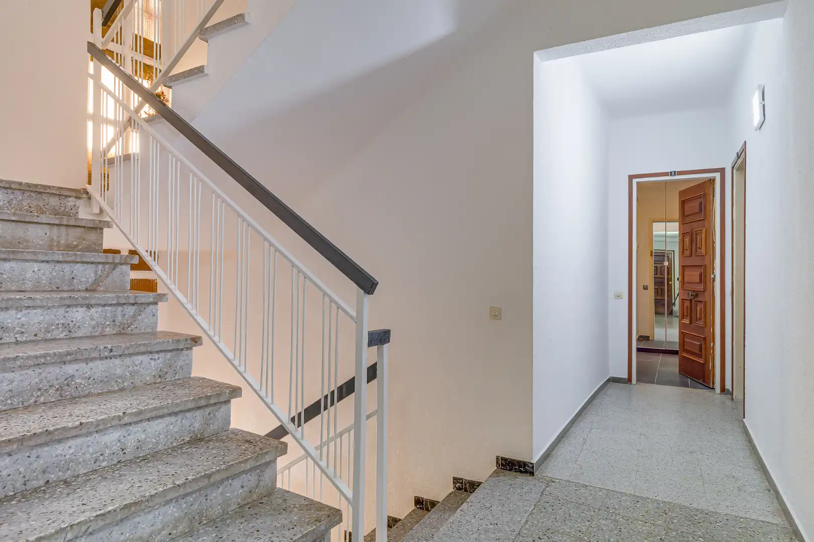 Piso en venta en Pineda de Mar con Calefacción, Balcón y Piscina comunitaria