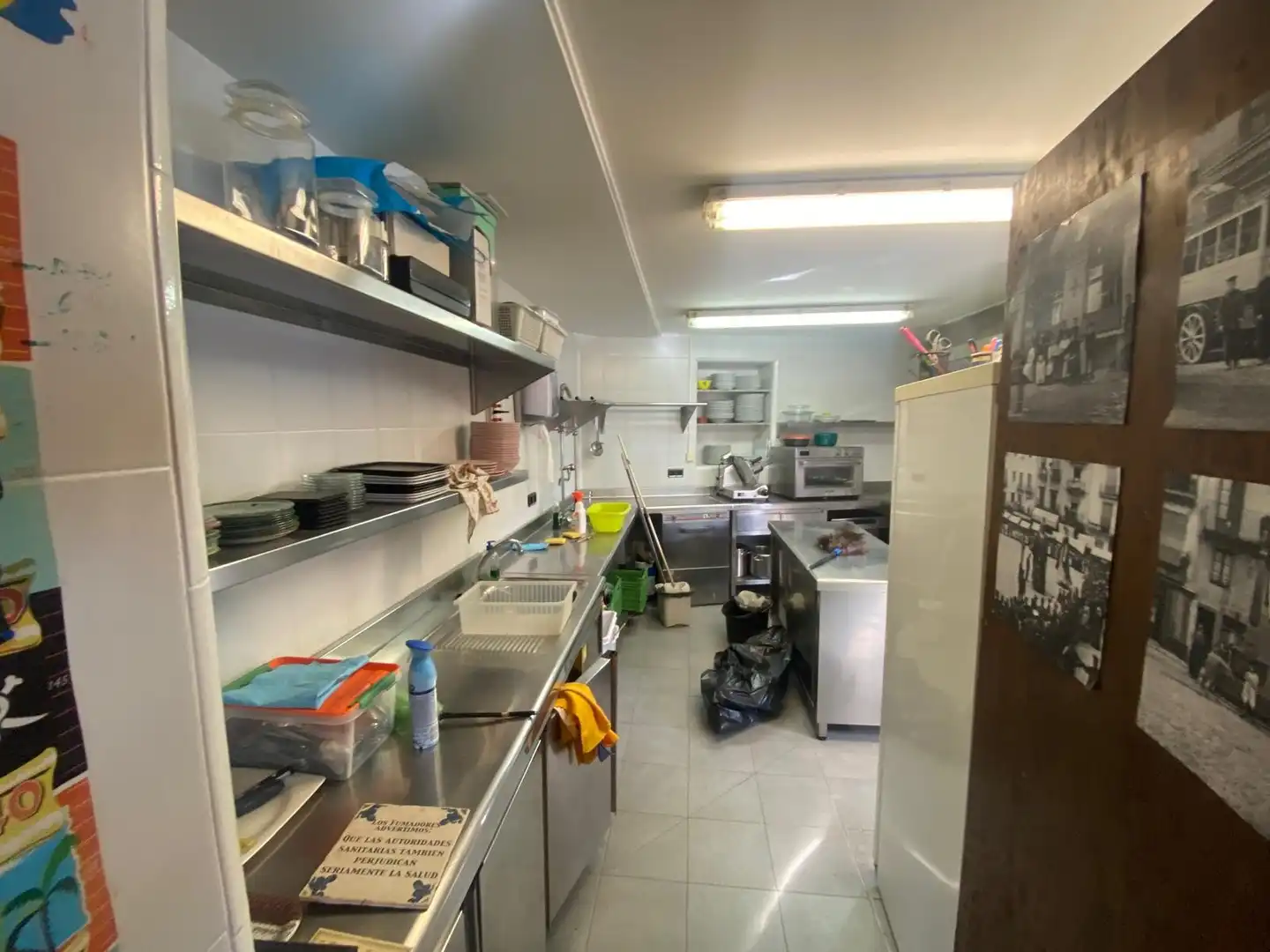 Cuina de Local en venda en Santa Pau amb Moblat