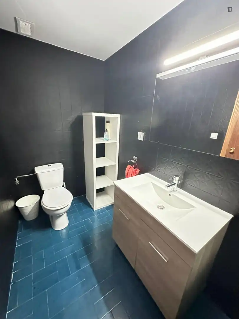 Habitación en Ensanche - Parque del Oeste