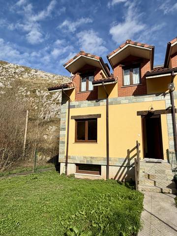 Casa adosada en Venta en Merilla - BO MERILLA, 60 en San Roque de Riomiera
