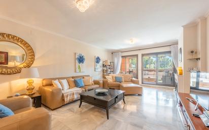 Living room of Apartment for sale in Estepona  with Air Conditioner and Terrace