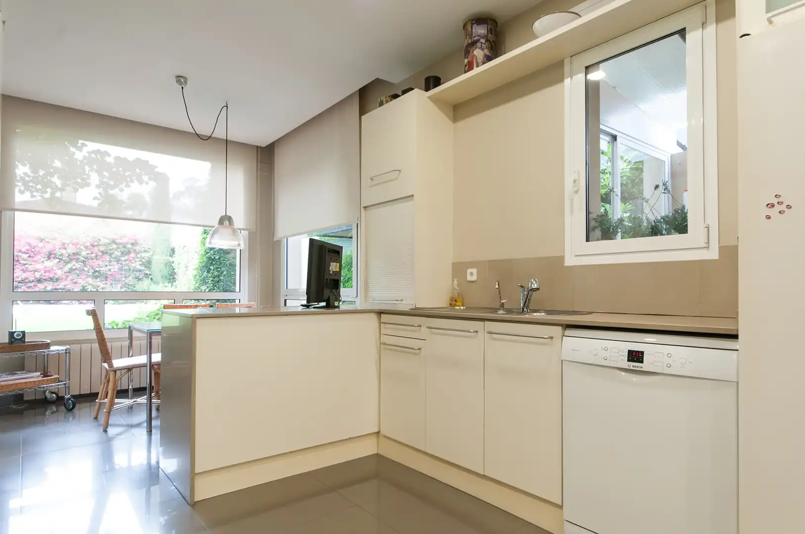 Kitchen of Houses for rent in Sant Just Desvern  with Air Conditioner, Heating and Terrace