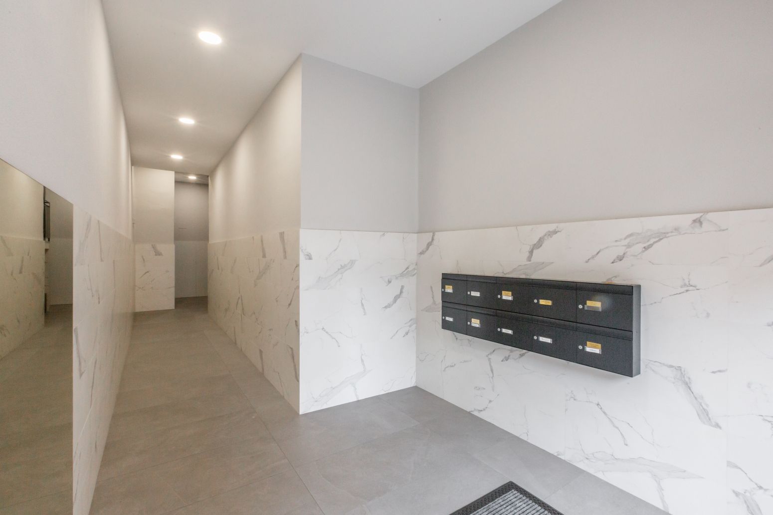 Piso en venta en  Pamplona / Iruña con Calefacción, Amueblado y Balcón