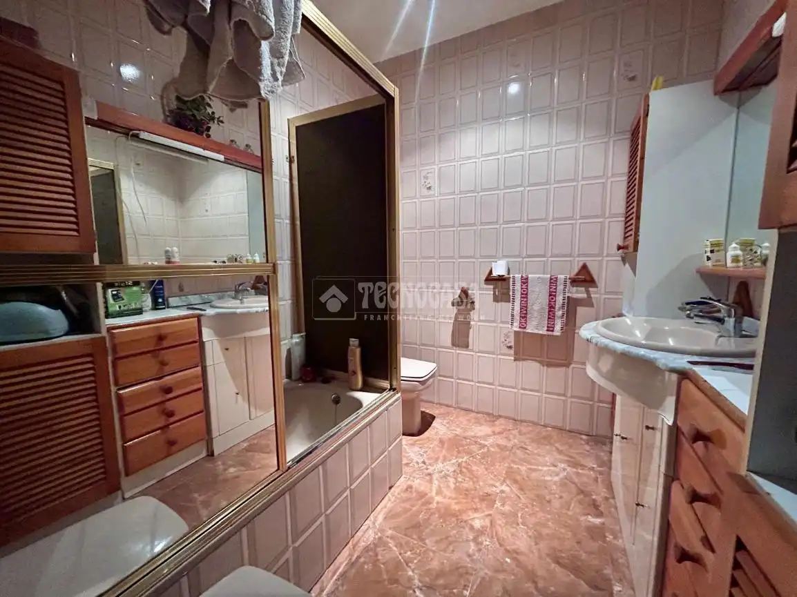 Baño de Casa o chalet en venta en Jódar con Aire acondicionado, Terraza y Amueblado