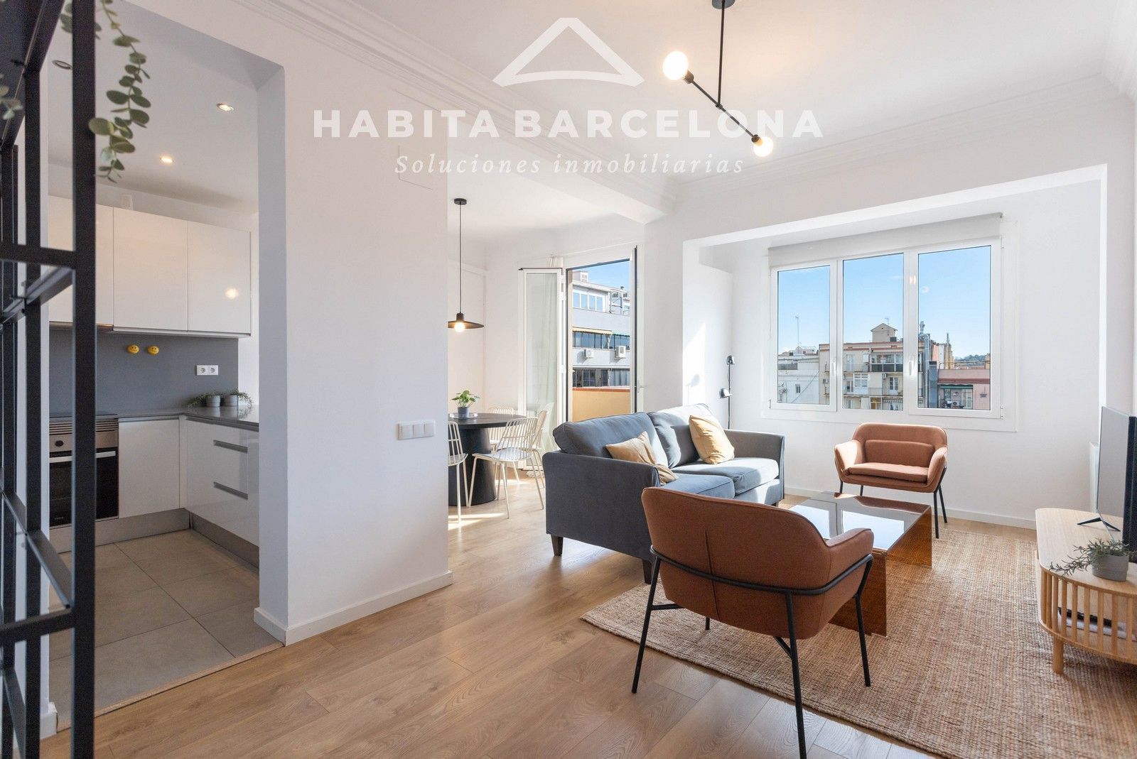 Vista exterior de Pis de lloguer en  Barcelona Capital amb Aire condicionat, Calefacció i Parquet