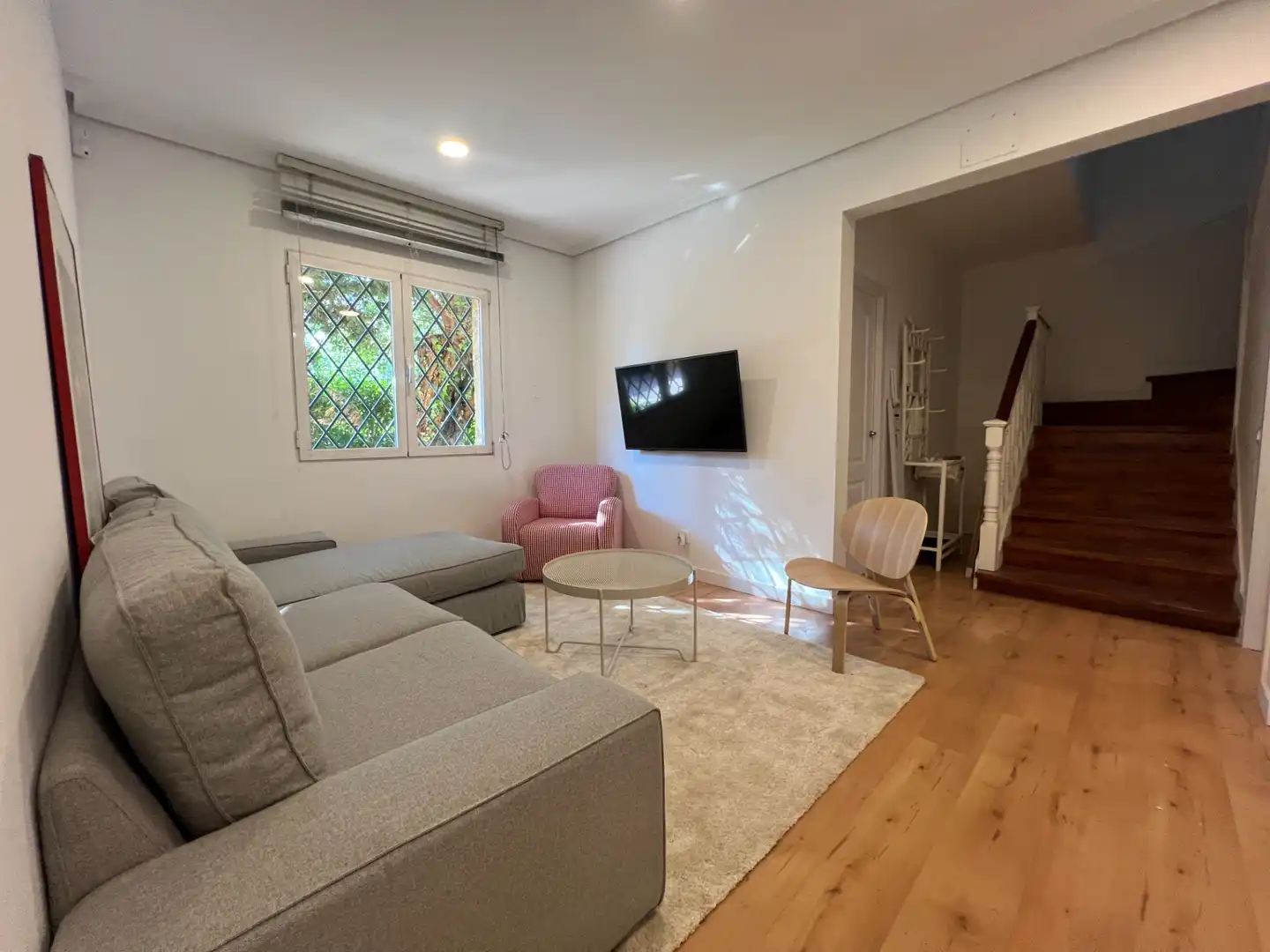 Sala d'estar de Casa o xalet per a compartir en Madrid amb Aire condicionat, Calefacció i Jardí privat