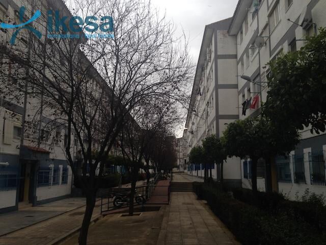 Vista exterior de Pis en venda en  Huelva Capital amb Balcó