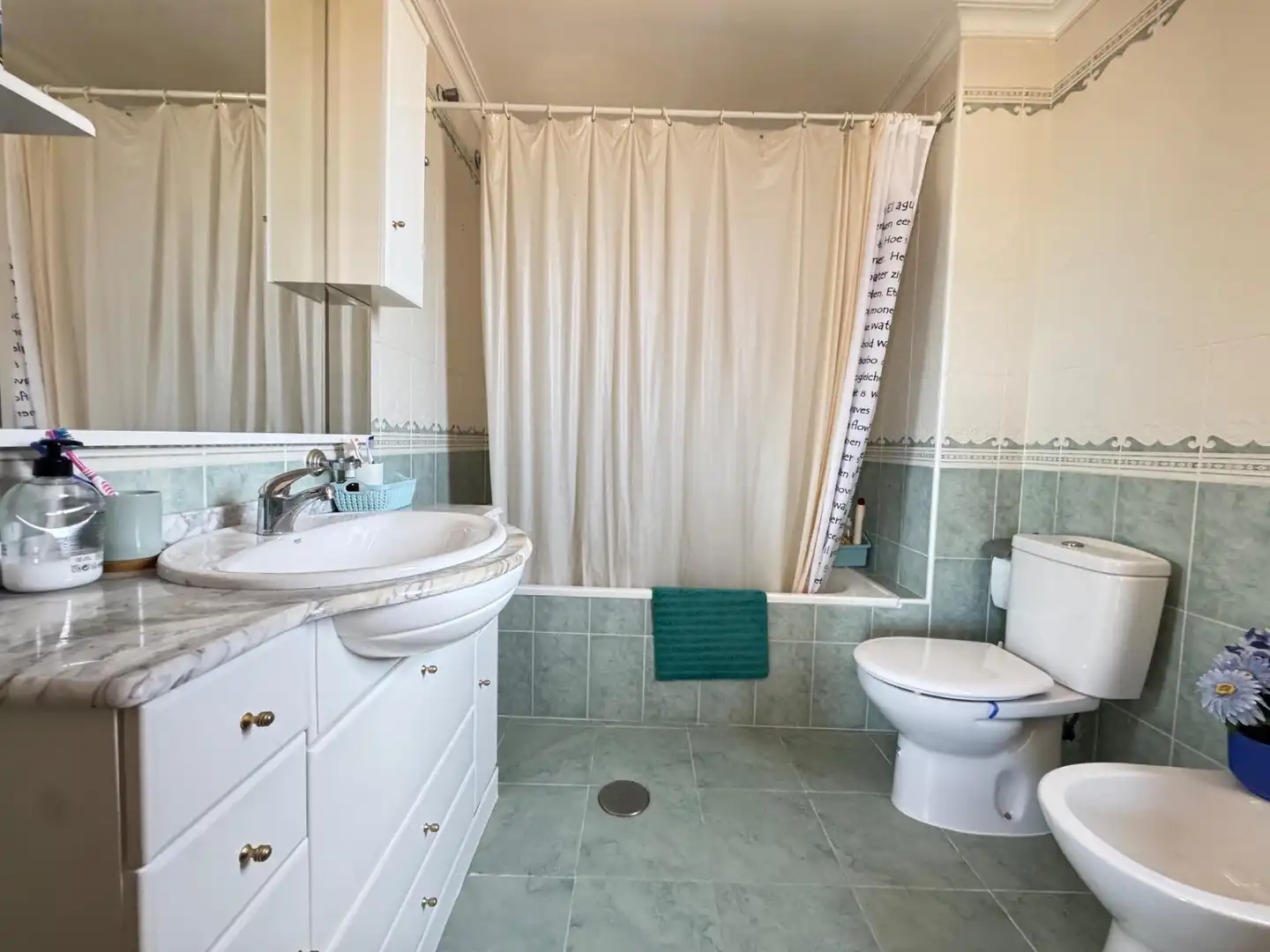 Bathroom of Ground floor for sale in El Campello  with Air Conditioner, Private garden and Community pool