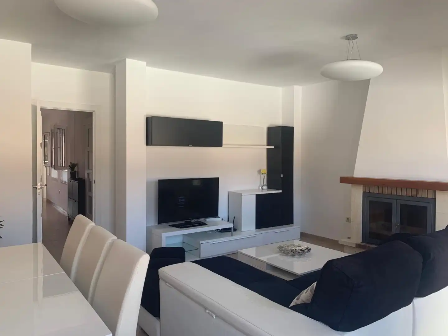Wohnzimmer von Wohnung zur Miete in Málaga Capital mit Klimaanlage und Balkon