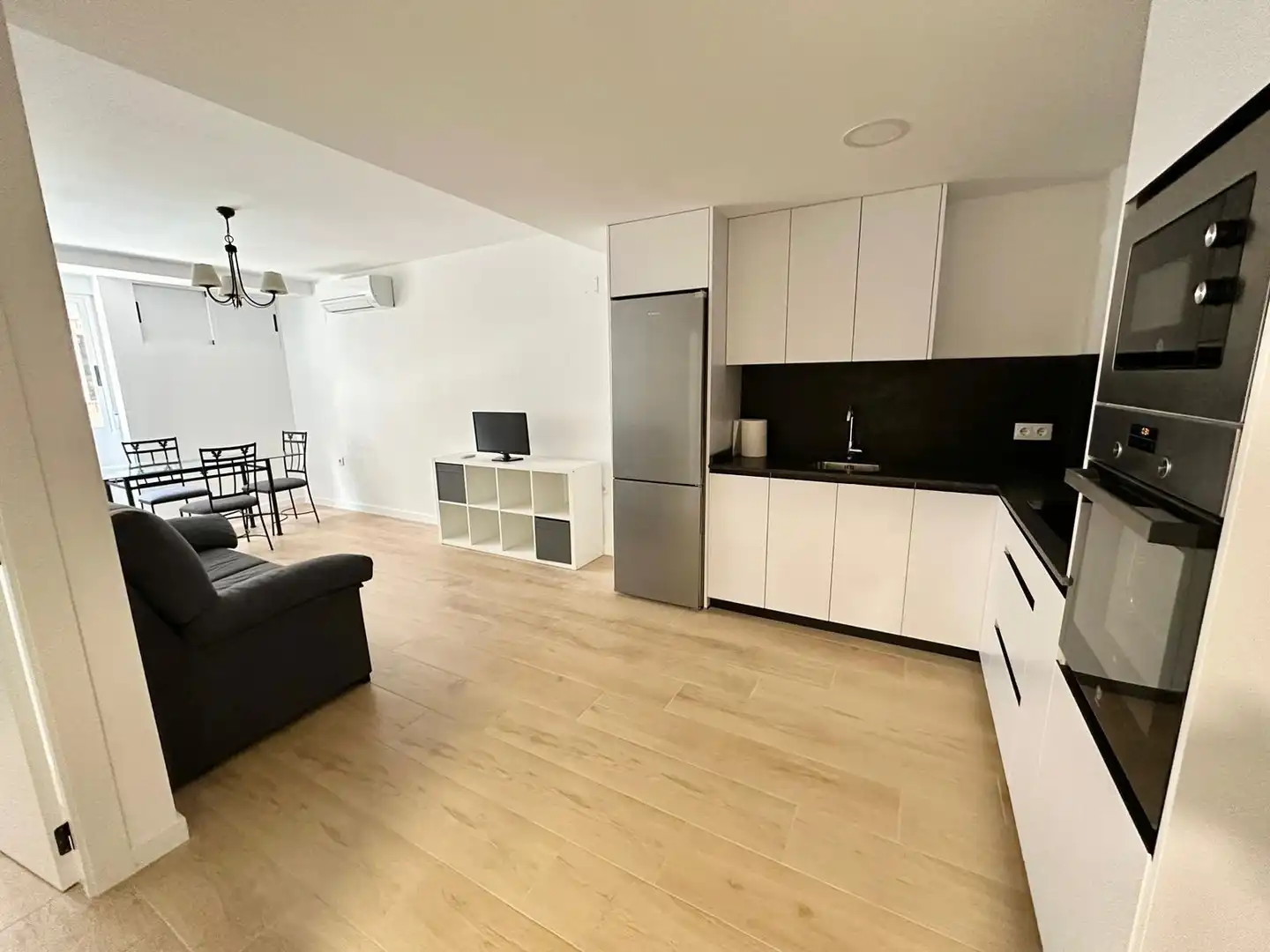 Apartament de lloguer a PERIODISTA BADIA, Exposició