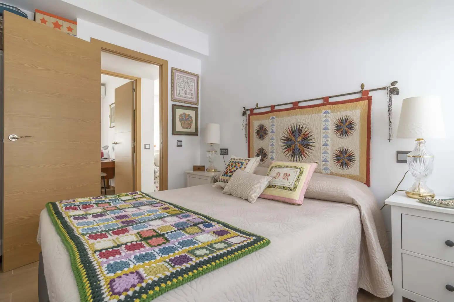 Habitación de Piso en venta en Sevilla con Aire acondicionado y Calefacción