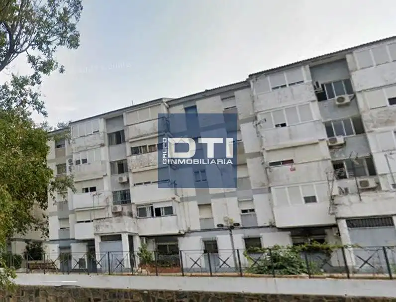 Vista exterior de Planta baixa en venda en  Huelva Capital