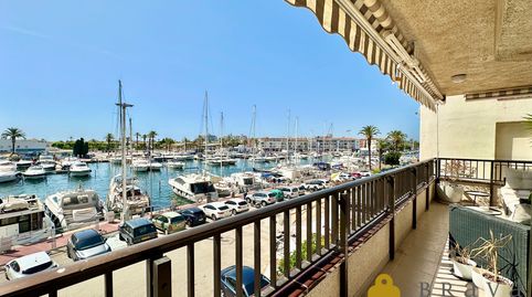 Foto 4 de Piso en venta en Carrer Port Grec, Port Grec - Port Moxó, Empuriabrava
