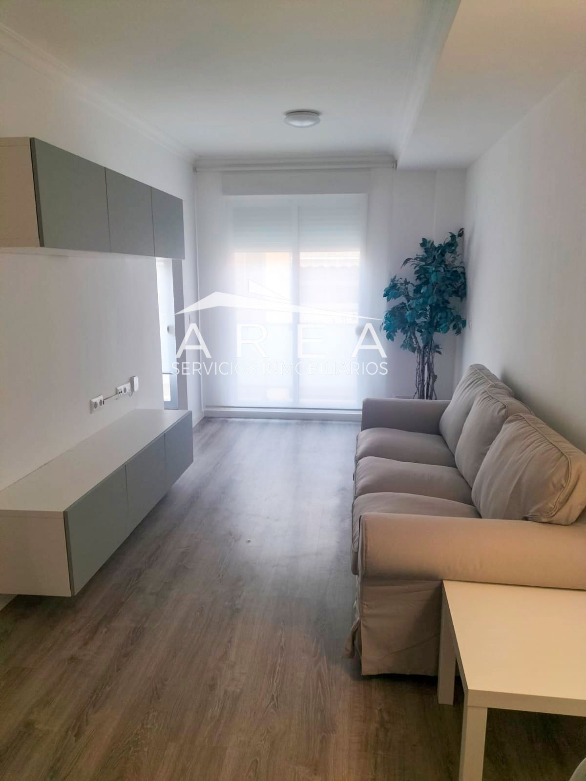 Apartamento de alquiler en Pueblo