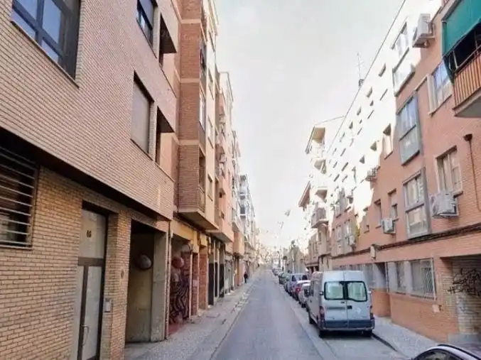Vista exterior de Ático en venta en  Zaragoza Capital con Aire acondicionado y Terraza