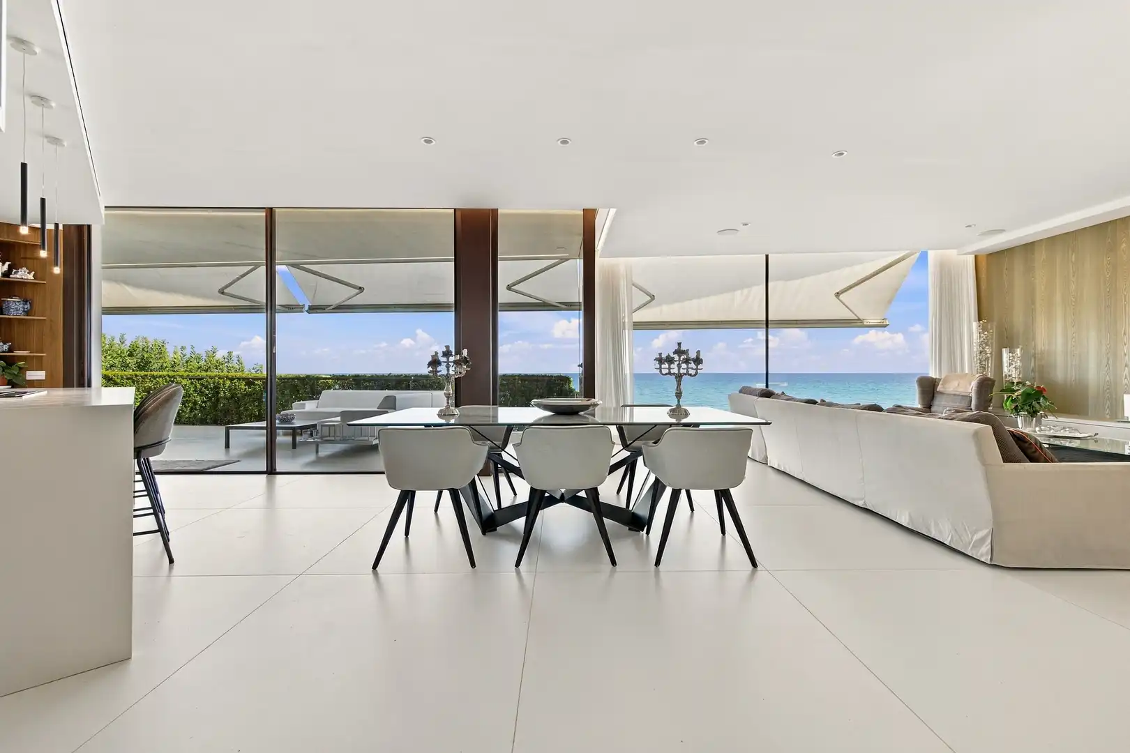 Casa con piscina in vendita a Urbanitzacions
