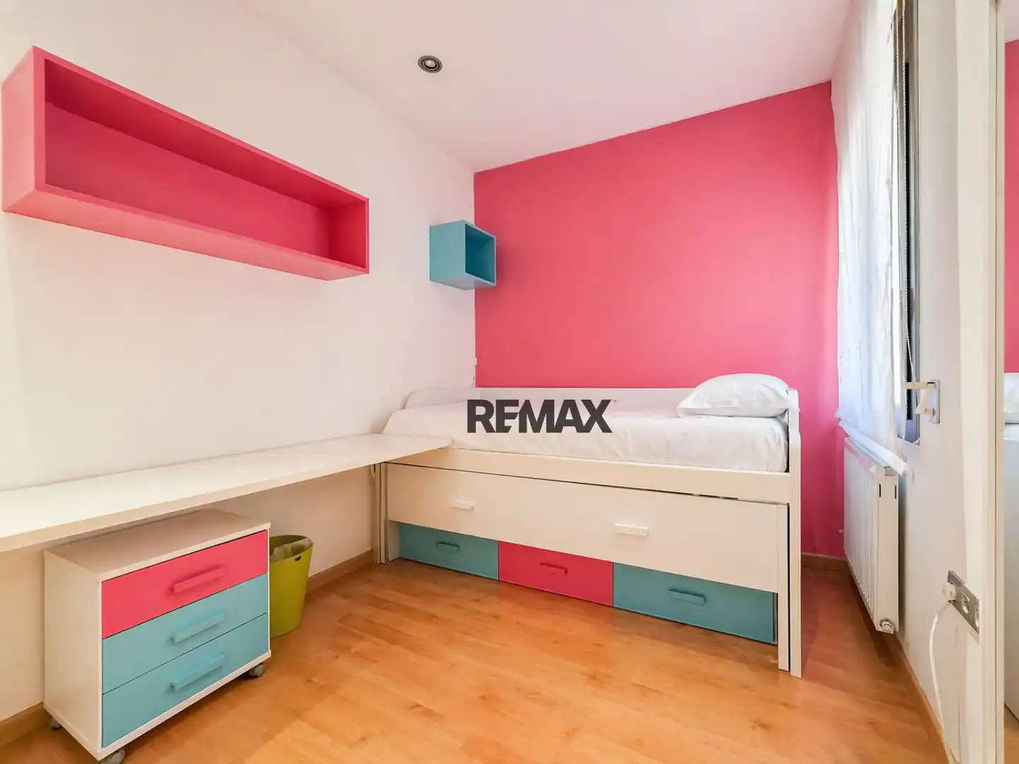 Schlafzimmer von Gebäude zum Verkauf in Roses