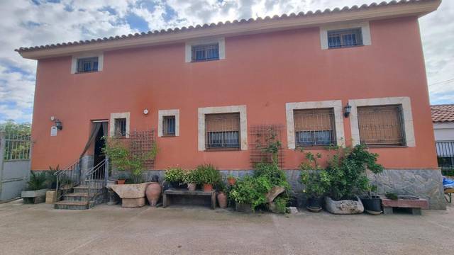 Casa-chalet en Venta en Camino de enmedio en Torrecilla