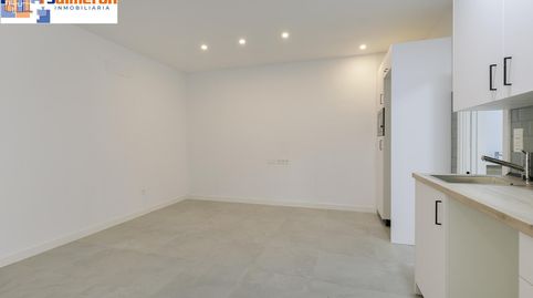 Foto 4 de Apartament en venda a Calle Agustina de Aragón, Fígares, Granada Capital