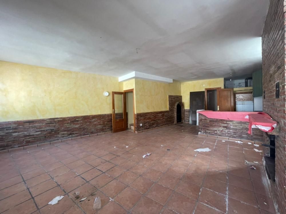 Local en venda en Alberite amb Terrassa