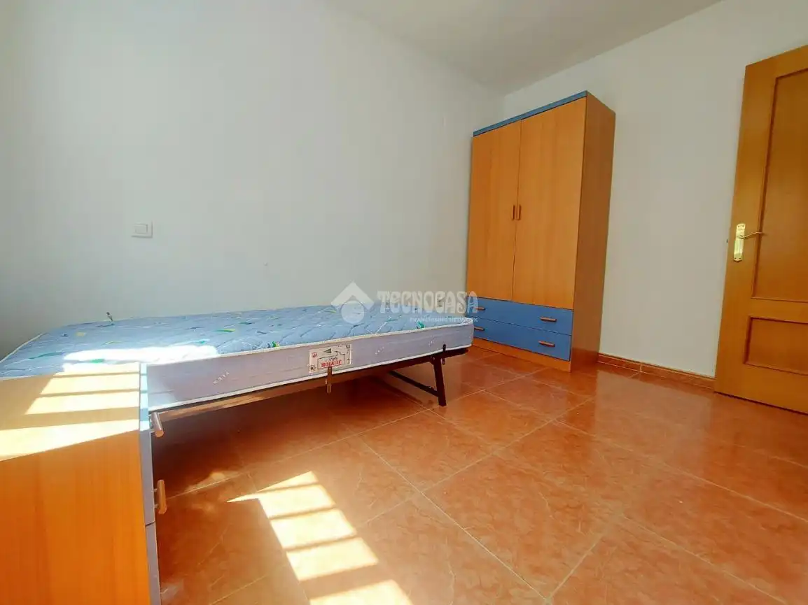 Habitación de Piso en venta en Zaragoza con Aire acondicionado, Calefacción y Terraza