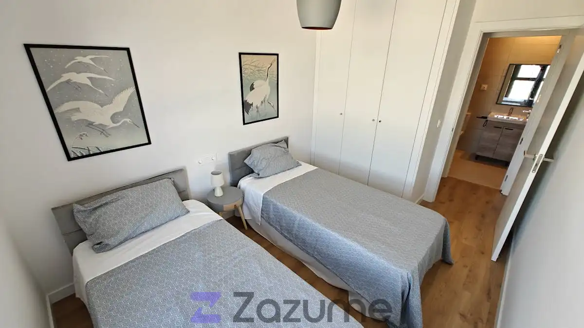 Bedroom of Flat for rent in Sevilla  with Air Conditioner, Private garden and Parquet flooring
