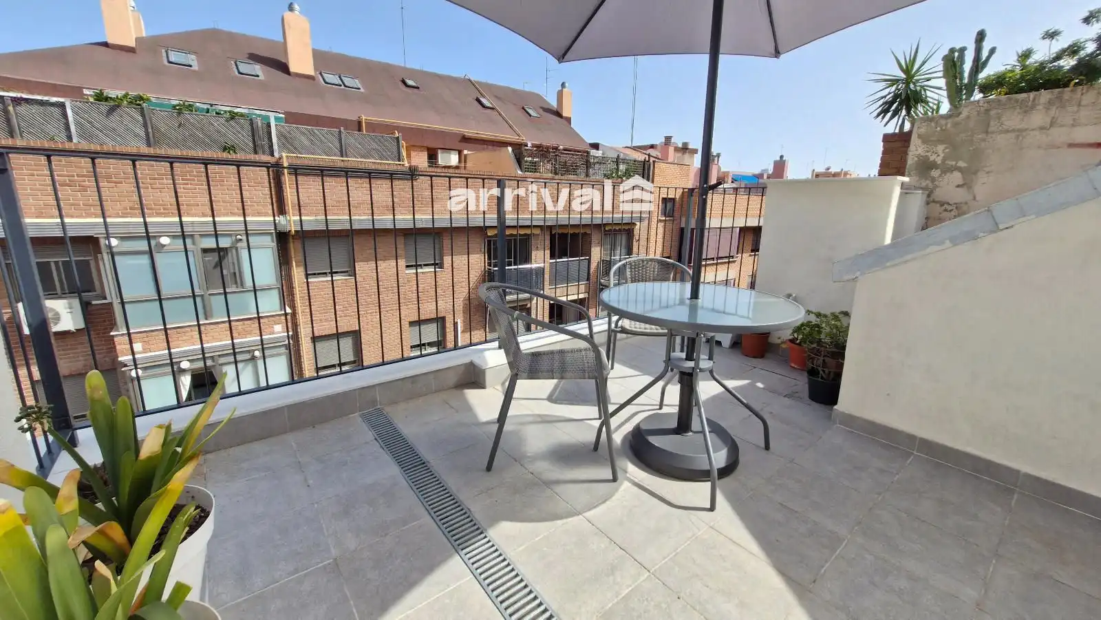 Terraza de Ático de alquiler en  Valencia Capital con Aire acondicionado, Calefacción y Terraza