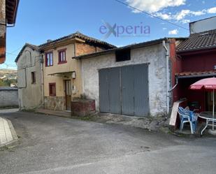 Vista exterior de Casa o xalet en venda en Langreo